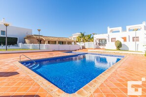 Communal swimming pool