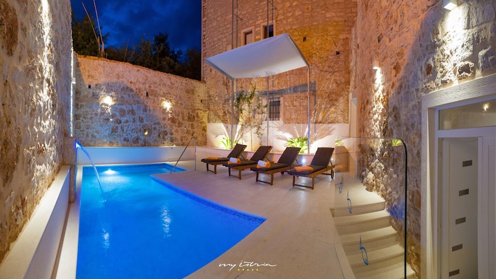 Picture of villa