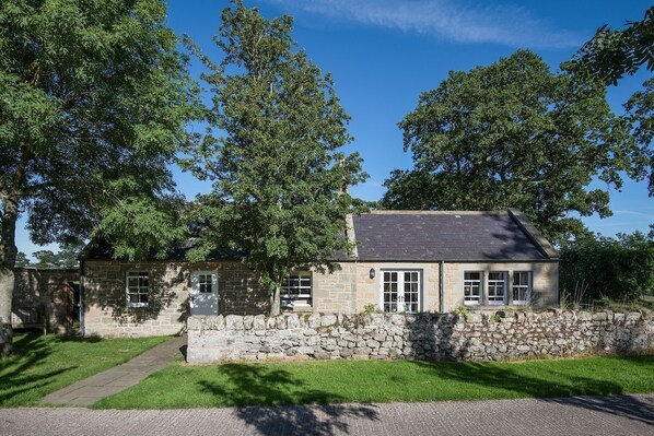 The Bothy at Swinton Hill - front aspect