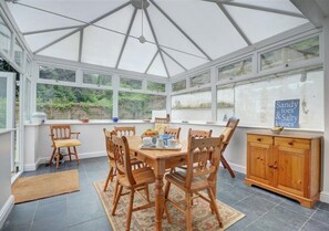Light and airy conservatory 