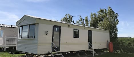 Caravan spacious 3 bedrooms