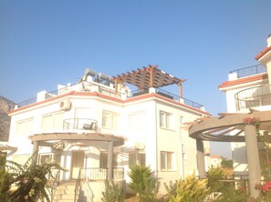 An example of a roof terrace.