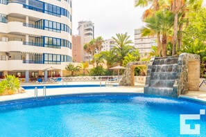 Piscina comunitaria