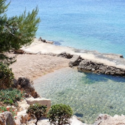 Nearby beaches