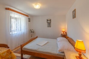 Schlafzimmer 2