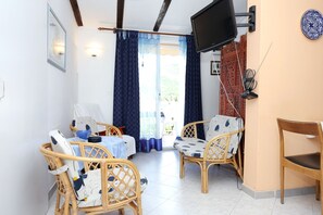Living room 1