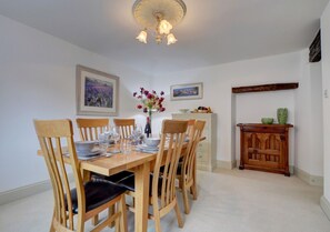 Separate dining room, a great space to entertain family and friends