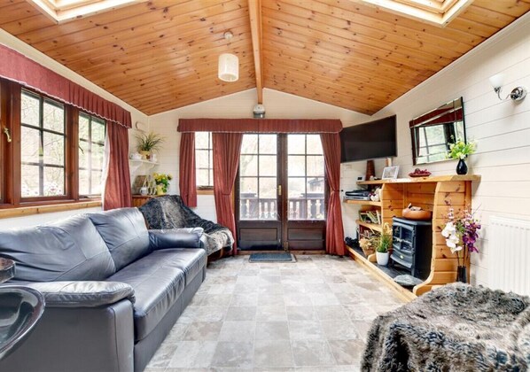 RIVERL - Sitting Area - View 1