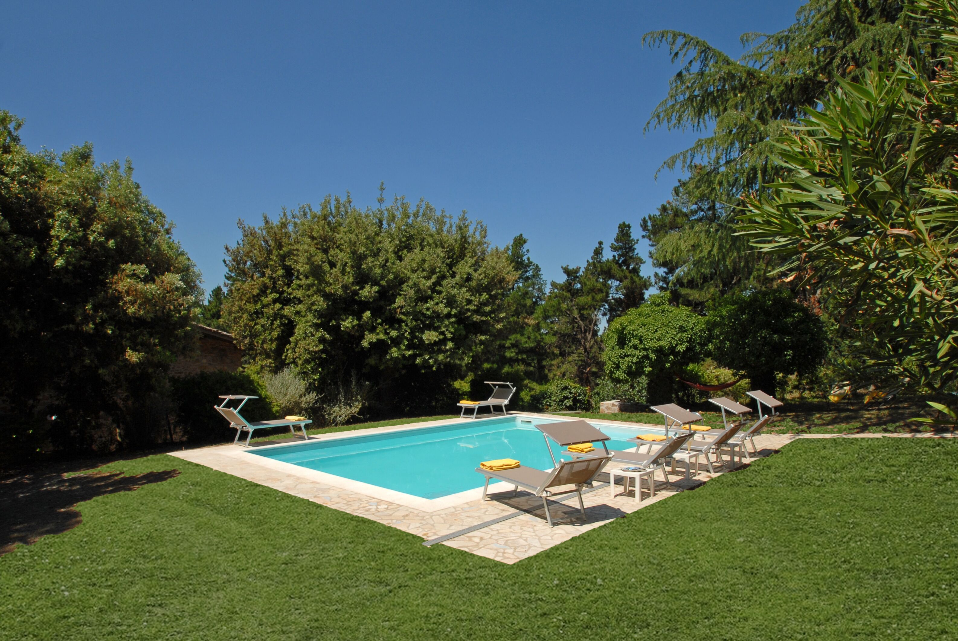 Villa Miralaghi: Huge Park, Private Heated Pool, Billiard Villa Miralaghi: Huge Park, Private Heated Pool, Billiard