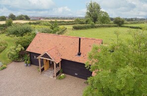 Broomers Barn is surrounded by open rolling countryside