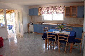 Esszimmer 1