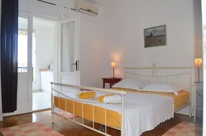 Schlafzimmer 2