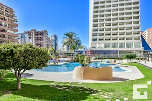 Piscina comunitaria