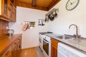 Chalet Vista - kitchen