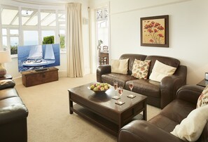 Ground floor: Comfortable sitting room