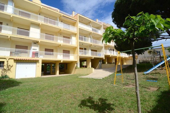 Façade