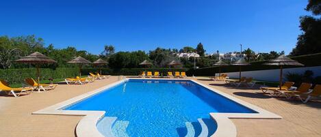 Communal pool with shower &amp; toilet facilities