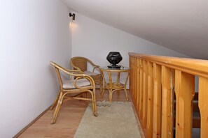 Living room 2