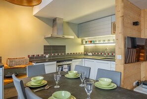 dinning table