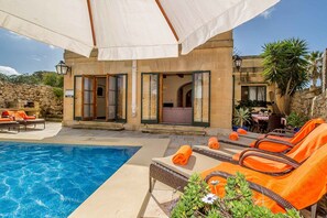 Pool and Deck area of Casetta Menzja holiday rental