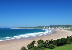 Just over a mile of country lanes takes you to the absolutely stunning beach and coastline of Putsborough