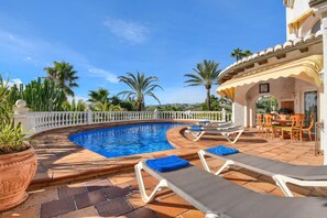 Balcony/ terrace