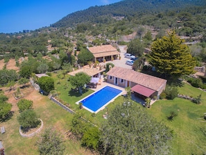 Villa with pool in Esporles, Mallorca, for holiday rental