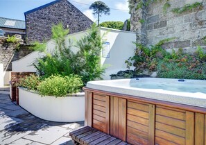 The outdoor Jacuzzi hot tub is sure to prove a favourite throughout the year