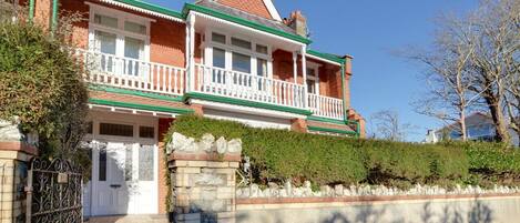 Beautiful Edwardian family home set in the heart of Ilfracombe