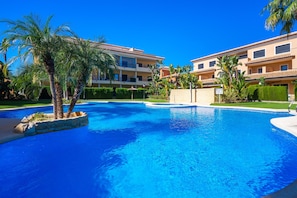 Piscine communautaire