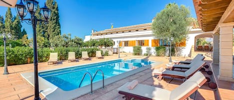 Pool of Villa Silenci, holiday rental in Sa Pobla Mallorca