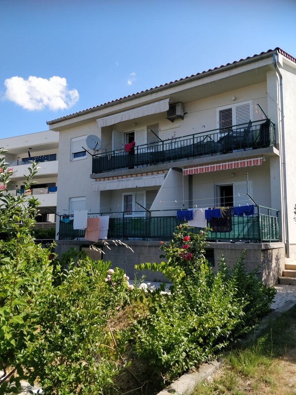 Extérieur