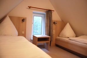 Betten im Spitzboden