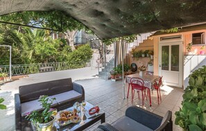 balcony-terrace