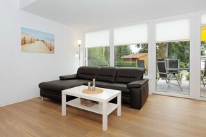 Wohnraum mit integrierter Küche