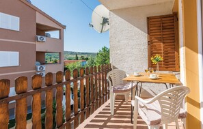 balcony-terrace