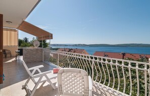 balcony-terrace
