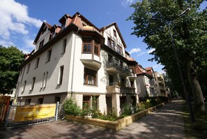 Łabędź (LA16)