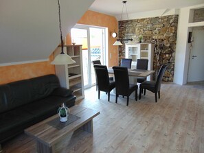 Wohnzimmer - Estisch