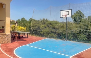 Sportplatz