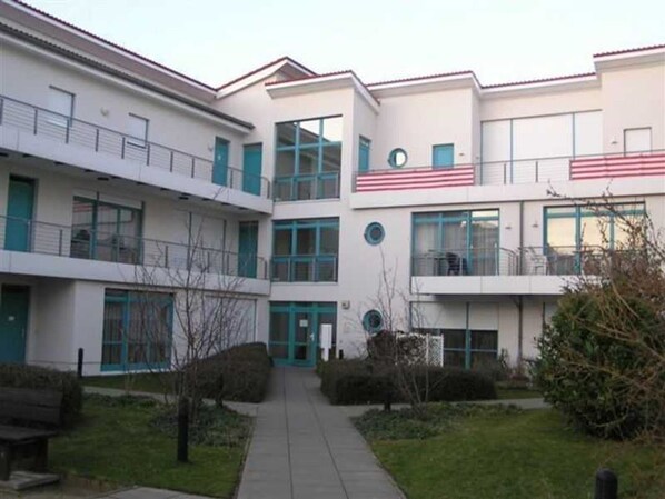 Esterni
