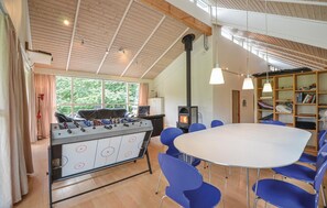 Spielezimmer