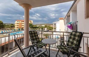 balcony-terrace