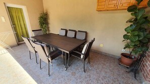 Outdoor dining