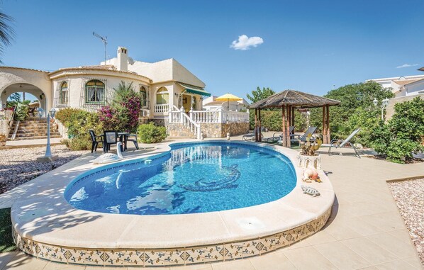 pool