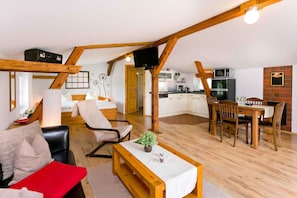 Wohn/Schlafzimmer