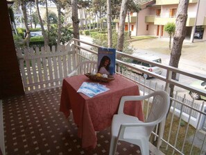 balcony