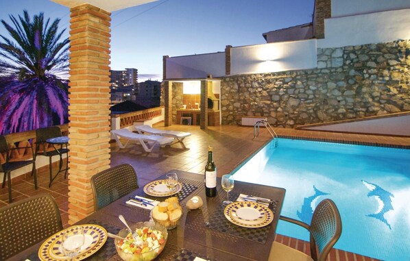 pool