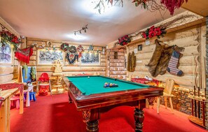 Spielezimmer