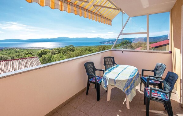 balcony-terrace